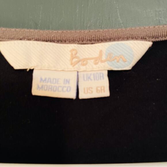 Boden black dress. three quarter length sleeves. Size 6 - Picture 2 of 4